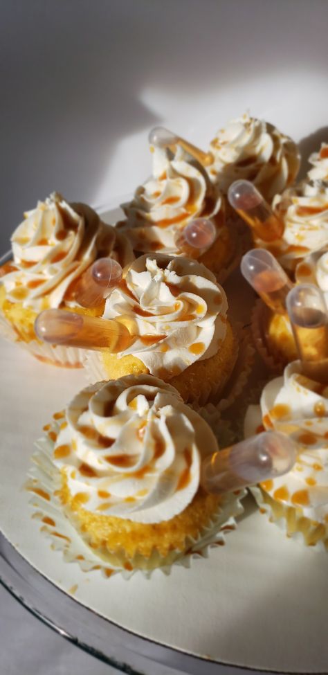 Crown Apple Cupcakes, Crown Royal Cupcakes, Alcohol Cupcakes, Royal Cupcakes, Alcoholic Cupcakes, Crown Royal Apple, Crown Apple, Infused Cupcakes, Crown Cupcakes