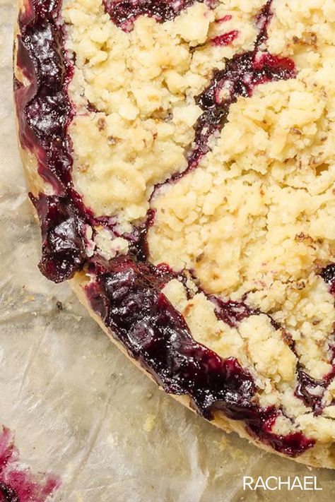 Blueberry Crumble Pie With Frozen Blueberries, Blueberry Streusel Pie Recipe, Crumb Topping For Pie Recipes, Blueberry Crumble Pie With Canned Filling, Blueberry Pie With Streusel Topping, Crumb Pie Topping Recipes, Blueberry Pie Fresh Blueberries, Blueberry Streusel Pie, Blueberry Pie Crumble Topping