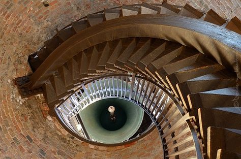 Torre dei Lamberti Architecture Cool, Take The Stairs, Stair Steps, Stairway To Heaven, Spiral Staircase, Beautiful Architecture, Amazing Architecture, تصميم داخلي, Art And Architecture