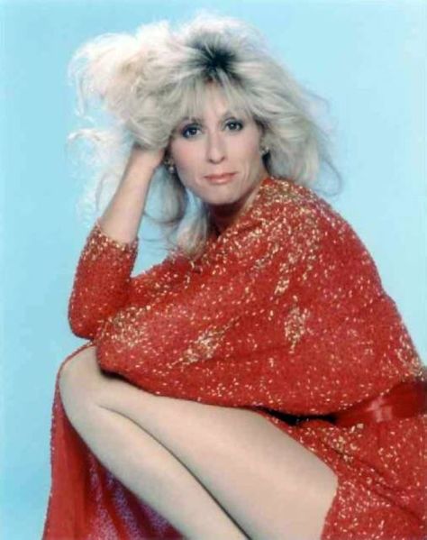 Judith Light, Who's The Boss, Bottle Blonde, Septième Art, Hot Poses, Dress Photo, Celebrity Beauty, Blonde Women, The Boss