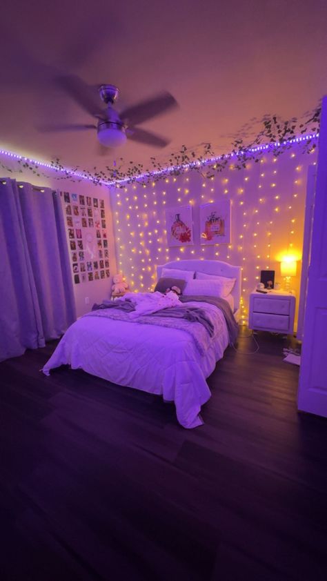 Themed Bedroom Decor, Lighting Bedroom Ideas, Monkey Bedroom, Girly Room Ideas, Rooms Inspiration, Led Room, Apartment Things, Luxury Room Bedroom, Chill Room