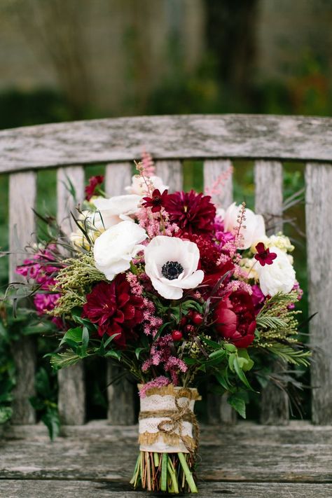 Bridal Bouquet Fall, Fall Flower Arrangements, November Wedding, Fall Wedding Bouquets, Fall Wedding Flowers, Wedding Bridal Bouquets, Deco Floral, Wedding Flower Arrangements, Burgundy Wedding