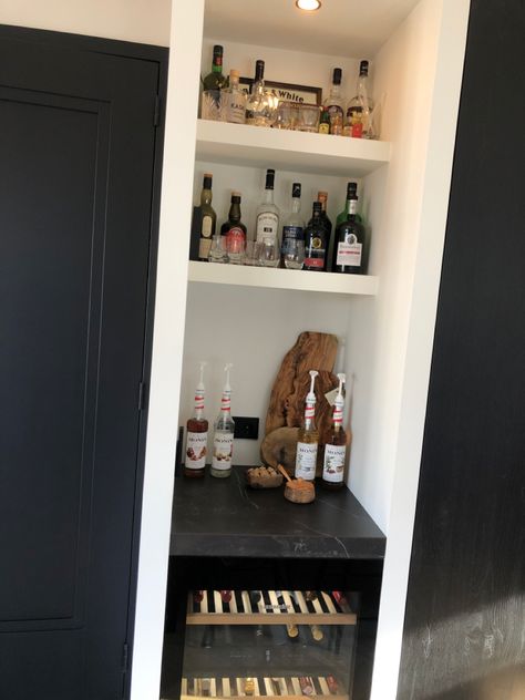 Koffie Corner, Den Bosch, Coffee Corner, House Inspo, Liquor Cabinet, Whiskey, Pins, Furniture, Home Decor