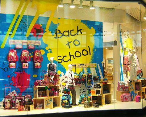 Louise Goodman Visual Merchandising: 2010 Back To School Windows Display, School Window Display, Back To School Window Display, Back To School Displays, Vitrine Design, Window Display Retail, Decoration Vitrine, School Store, Love Well