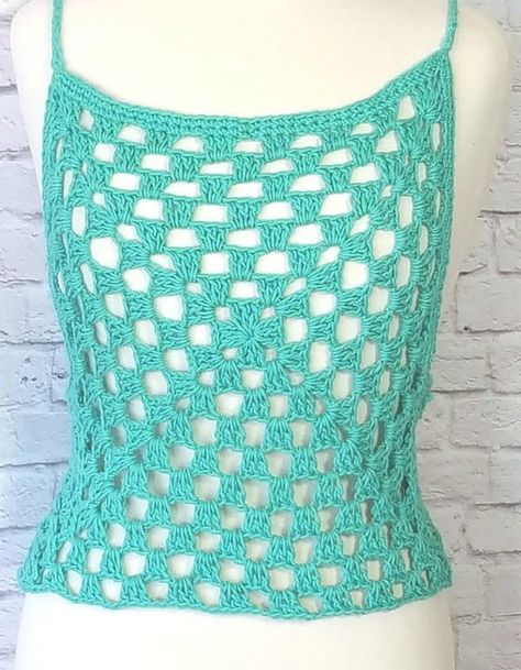 Granny Stitch Top, Diy Crochet Crop Top, Crochet Wear, Crochet Tank Tops, Granny Stitch, Bohemian Crochet, Crochet Wearables, Crop Top Pattern, Crochet Crop Top Pattern