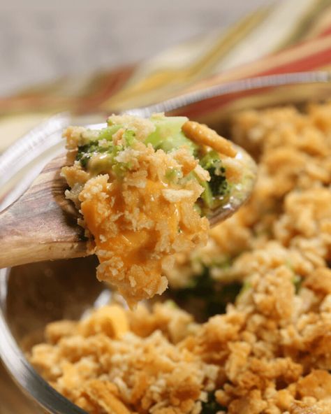 Velveeta Broccoli Casserole with Ritz Crackers - It Is a Keeper Velveeta Broccoli Casserole, Broccoli Cheese Casserole Easy, Easy Broccoli Casserole, Broccoli Cheese Casserole Recipe, Turkey Stuffing Recipes, Cheesy Broccoli Casserole, Broccoli Recipes Casserole, Broccoli Cheese Casserole, Easy Broccoli