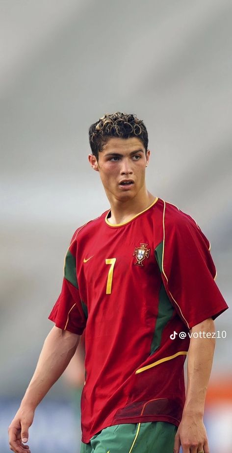 Portugal Football Team, Ronaldo Celebration, Cristiano Ronaldo Body, Cr7 Portugal, Cristiano Ronaldo Young, Ronaldo Jersey, Cristiano Ronaldo Quotes, Cr 7, Ronaldo Photos