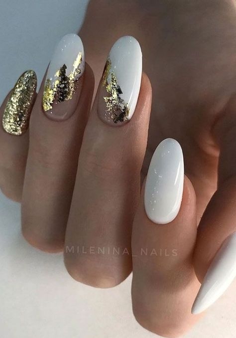 Pink Nails With Gold Foil, Pink Neutral Nails, Pretty Nude Nails, Pink Nails With Gold, Nude Pink Nails, Most Beautiful Nail Designs, Nails With Gold, Unghie Sfumate, Nude Nail Designs