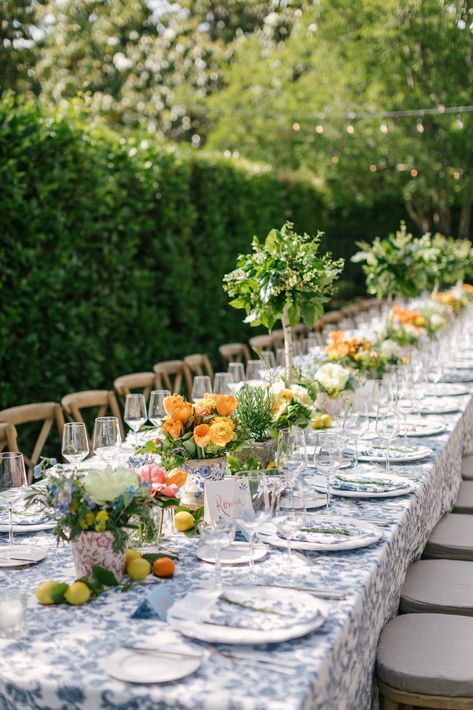 Al Fresco Wedding Decor, Italian Al Fresco Wedding, Wedding Pattern Tablecloths, Wedding Patterned Tablecloth, Green Pattern Tablecloth Wedding, Italian Inspired Table Setting, Floral Wedding Tablecloth, Italian Inspired Tablescape, Patterned Linens Wedding