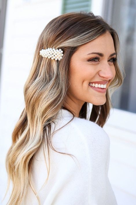 Curled Hair With Barrettes, Wedding Hairstyles With Barrette, How To Style Hair With Barrettes, Bridesmaid Hair With Clip, Curled Hair With Clip, Pearl Clip Hairstyle, Pearl Barrette Hairstyles, Pearl Clips In Hair, Pearl Hair Clip Hairstyles