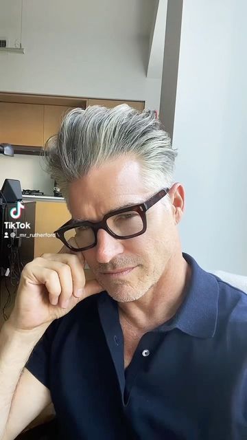 Eric Rutherford, Man Bun Hairstyles, Mens Fashion Classic, Man Bun, Mercury Retrograde, Good Hair, Classic Man, Men's Grooming, Bearded Men