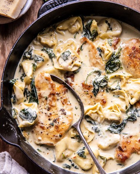 Half Baked Harvest Marry Me Chicken, Half Baked Harvest Fall Recipes, Casseroles Chicken, Creamy Parmesan Chicken, Tieghan Gerard, Half Baked Harvest Recipes, Spinach Tortellini, Chicken Tortellini, Filled Pasta