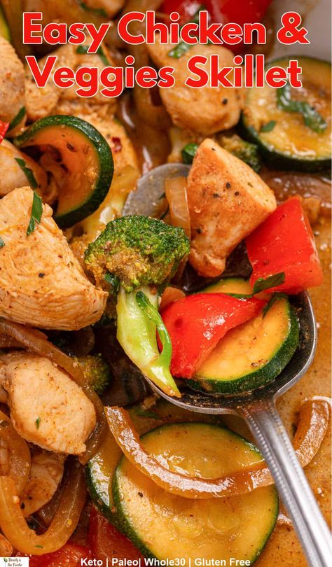 Keto Chicken Vegetable Skillet Chicken Vegetable Skillet, Vegetable Skillet, Best Keto Meals, Chicken Vegetable, Primal Recipes, Vegetarian Lunch, Low Carb Dinner Recipes, Keto Chicken, Low Carb Keto Recipes