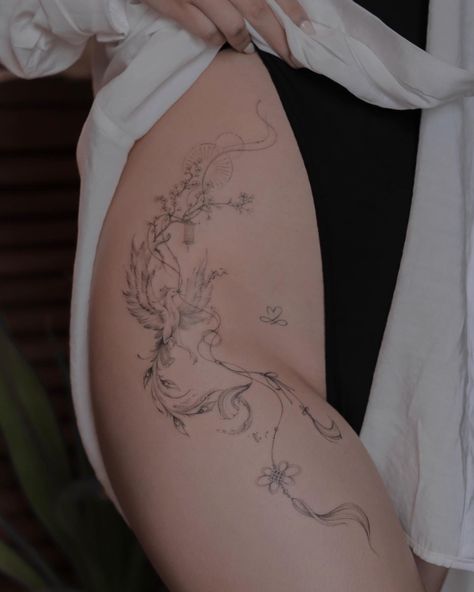 female side tattoos Female Side Tattoos, Anastasia Tattoo, Statement Tattoo, Side Hip Tattoos, Side Tattoos Women, Hip Tattoo Designs, Side Thigh Tattoos, Arm Sleeve Tattoos For Women, Thigh Tat