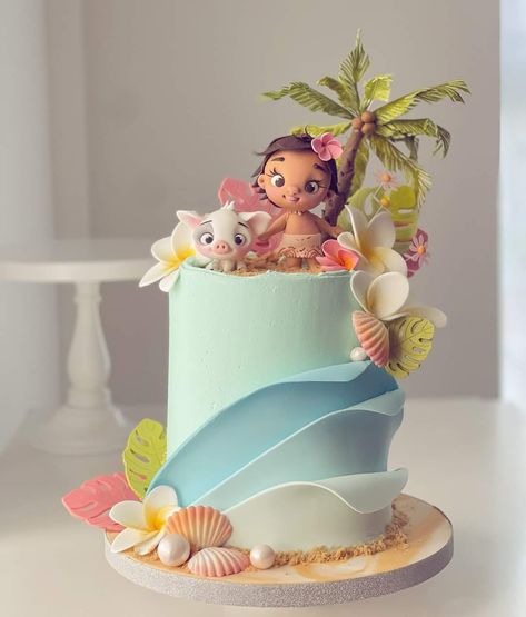 Mohana Cake, Baby Moana Cake, Moana Birthday Party Cake, Moana Birthday Decorations, Moana Birthday Cake, Lilo And Stitch Cake, Moana Birthday Party Theme, Moana Theme Birthday, Disney Hawaii