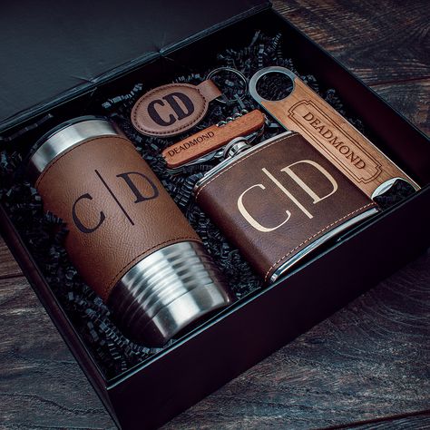 What a great gift for that groom to be, the groomsmen, or the special person in your life for a birthday, anniversary, Christmas or valentines! All items are custom laser engraved in house. This top of the line custom engraved box includes : - 1 Tumbler- 1 Flask- 1 Pocket Knife- 1 Keychain- 1 Bottle Opener Will You Be My Groomsmen Gifts, Unique Groomsman Gifts, Grooms Men Gifts Ideas, Ways To Ask Groomsmen To Be In Wedding, Cowboy Gifts For Men, Groomsmen Box Ideas, Men Anniversary Gifts Ideas, Bestman Gift Ideas, How To Ask Groomsmen To Be In Wedding