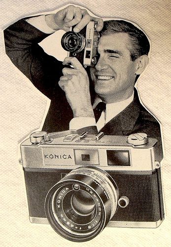 Vintage Advertisement 1960s Konica Camera Vintage Film Projector, Fotocamere Vintage, Camera Photos, Classic Camera, Old Cameras, Old Advertisements, Retro Camera, Old Camera, Instant Camera