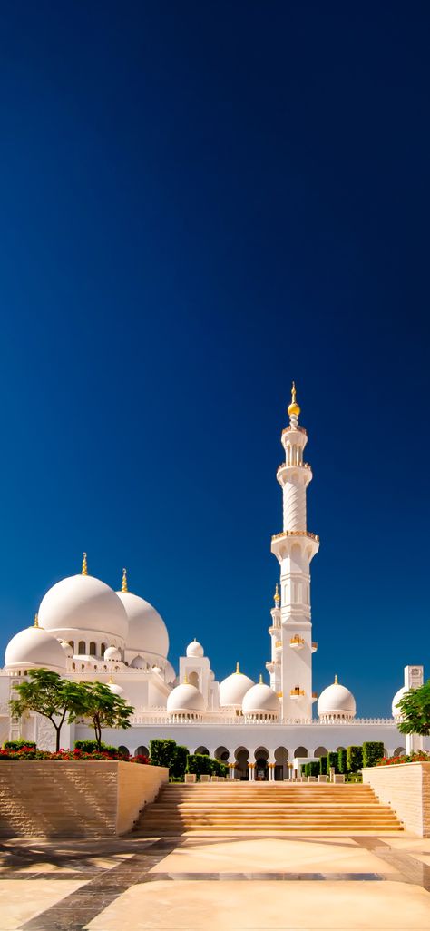 Sheikh Zayed Grand Mosque (Abu Dhabi) | Depth Effect - Wallpapers Central Iphone Wallpaper High Quality, Mecca Masjid, Architecture Photography Buildings, Medina Mosque, Arsitektur Masjid, Mosque Art, Sheikh Zayed Grand Mosque, Mosque Architecture, Sheikh Zayed