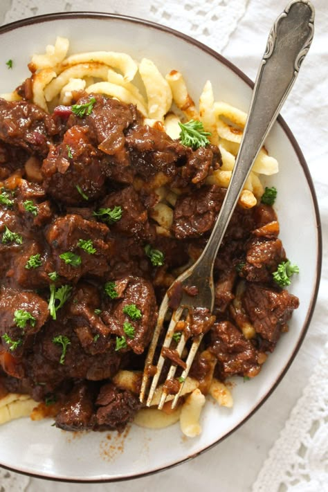 A classic recipe for German Goulash, just the way my German mother-in-law makes it. Tender chunks of beef in a rich, hearty, delicious gravy. #whereismyspoon #germangoulash #germangoulashrecipe #authenticgermangoulash #germanrecipes #goulashrecipes #germanbeefgoulash