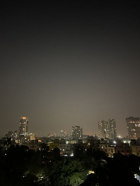 nights on rooftop in kolkata Kolkata Night Aesthetic, Kolkata Night View, Kolkata Photography, Hair Inspiration Long, Black Pink Background, Driving Pictures, Night Driving, Winter Night, City Photography