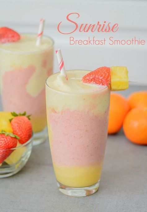 STYLECASTER | 17 High-Protein Smoothies With No Protein Powder | Sunrise Breakfast Smoothie Sunrise Breakfast, Coconut Water Smoothie, Resep Juice, Recipes Smoothies, Breakfast Fruit, High Protein Smoothies, Protein Smoothies, Breakfast Smoothie Recipes, Breakfast And Brunch