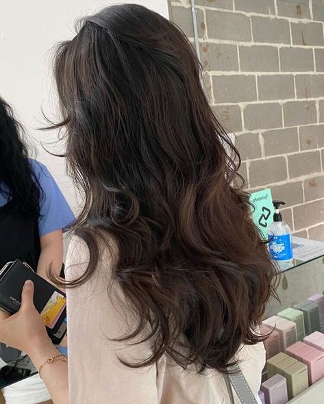 Korean Wavy Hair, Wavy Hair Perm, Long Hair Perm, Digital Perm, Wave Perm, Long Hair Waves, Hair Inspiration Long, Extension Hair, Beach Wave Hair