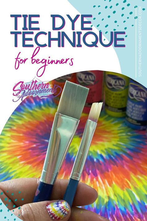 I'll show you how to paint a sunburst tie dye pattern with acrylic paint. This is such a fun technique - easy to do and with great results! Tie Dye With Acrylic Paint, Diy Tie Dye Paint, Heart Tye Dye, Paint Tie Dye, Tie Dye Techniques Pattern, Sunburst Tie Dye, Easy Diy Tie Dye, Cool Tie Dye Patterns, Tie Dye Painting