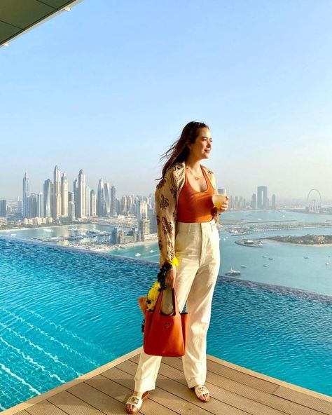 Outfits In Dubai, City Tour Outfit, Summer Outfits Dubai, Dubai Travel Outfit, Bela Padilla, Brandy Braids, Modern Shag Haircut, Mermaid Waves, Step By Step Hairstyles