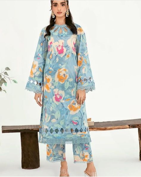 Lawn Shirt Design Pakistani, Lawn Printed Shirts Designs, Printed Cotton Suit Designs, Lawn Frock Design, Lawn Shirt Design, Dress Design Pakistani, Lawn Dress Design, Daman Design, Printed Kurti Designs