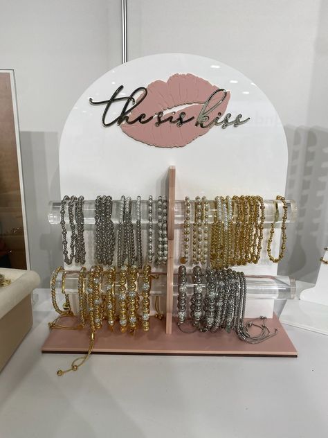 DIY jewelry stand