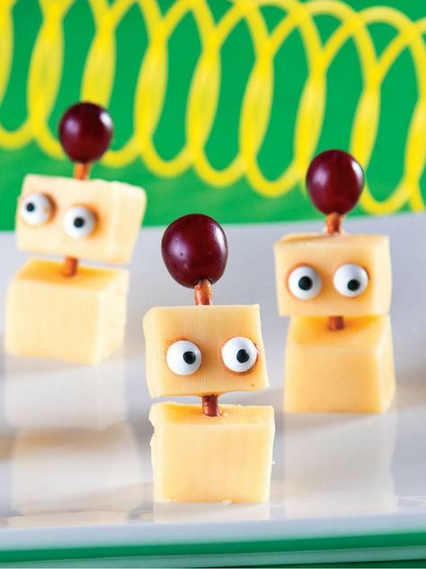 Science Themed Snack Ideas | Fun365 Science Party Food, Science Homeschool, Robot Theme, Science Birthday, Science Party, Party Planning Ideas, Mad Science, Wedding Projects, Science Themes