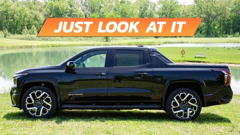 The Chevy Silverado EV Should Have Been Named the Avalanche 2023 Silverado, Electric Pickup, Garage Accessories, Electric Truck, Chevy Avalanche, Work Truck, Chevy Silverado, Car Review, Car Care