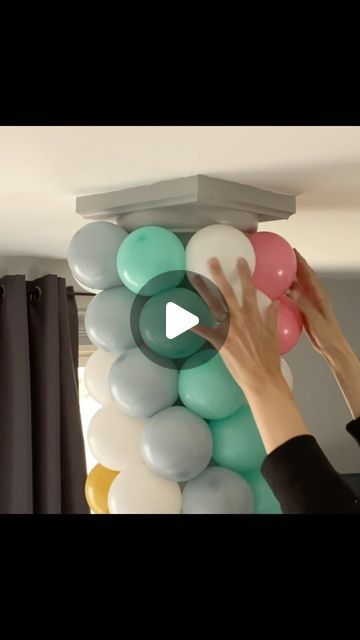 Pillar Decorations Columns, Kalisan Balloons, Spiral Balloons, Simple Balloon Decoration, Pillar Decorations, Link Balloons, Balloon Pillars, Circus Party Decorations, Balloon Ceiling