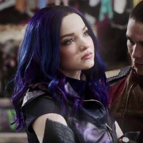 Mal Icons Descendants, Descendants Pfp, Mal Descendants 2, Dove Cameron Icons, Mal Bertha, Dove Cameron Descendants, Descendants Evie, Vsp Coloring, Disney Descendants Mal