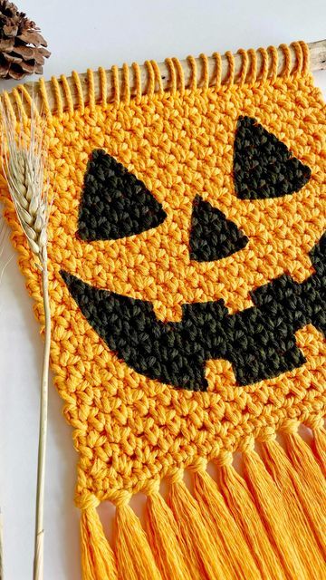 Crochet Fall Wall Hanging, Crochet Halloween Wall Hanging Pattern, Crochet Halloween Wall Hanging, Crochet Halloween Tapestry, Thanksgiving Macrame, Crochet Tapestries, Crochet Seasonal, Halloween Macrame, Happy Spooky Season