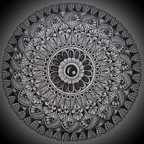 Easy Mandala Drawing Simple, Mandala Drawing Simple, Mandala For Beginners, Easy Mandala Art, Art Step By Step, Easy Mandala, Easy Mandala Drawing, Draw Easy, Simple Mandala