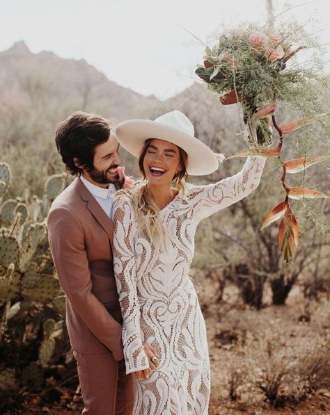 Bridal Trend with Hats // Boho Hipster Bride with Casey Quigley Hipster Bride, Bride Hats, Bridal Hats, Modern Bridal Gowns, Wedding Bohemian, Hat Wedding, Bride Hat, Bridal Hat, Unique Bride