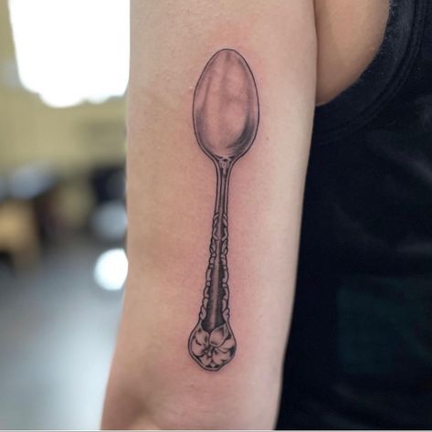 Spoon theory, mental health, vintage spoon. Vintage Fork Tattoo, Silver Spoon Tattoo, Vintage Spoon Tattoo, Antique Spoon Tattoo, Spoon And Fork Tattoo, Teaspoon Tattoo, Spatula Tattoo, Spoon Tattoo Ideas, Spoon Theory Tattoo