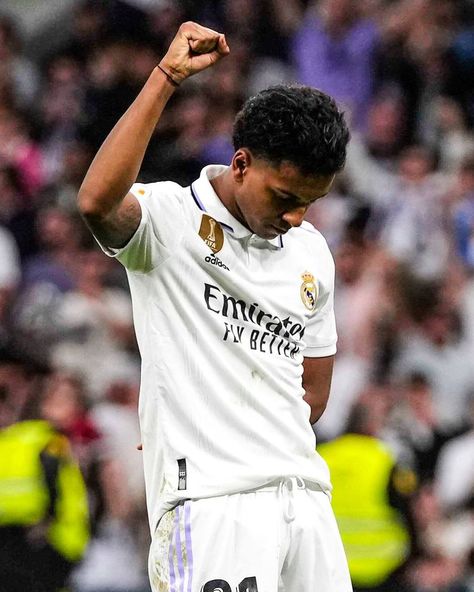 Rodrygo after scoring a late winner for Real Madrid ✊ Real Madrid Team, Dodge Viper, Professional Football, Football League, Cristiano Ronaldo, For Real, Real Madrid, Ronaldo, Madrid