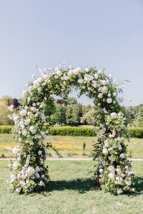 White and green classic and timeless arch for a chateau wedding by Floraison Paris. Peonies, hydrangeas, roses and greenery. Chateau wedding, destination wedding France Monochromatic Wedding, Pippin Hill Wedding, Garden Arch Trellis, Floral Arches, Floral Arch Wedding, Wedding Arch Flowers, Wedding Arbour, Hill Wedding, Arch Flowers