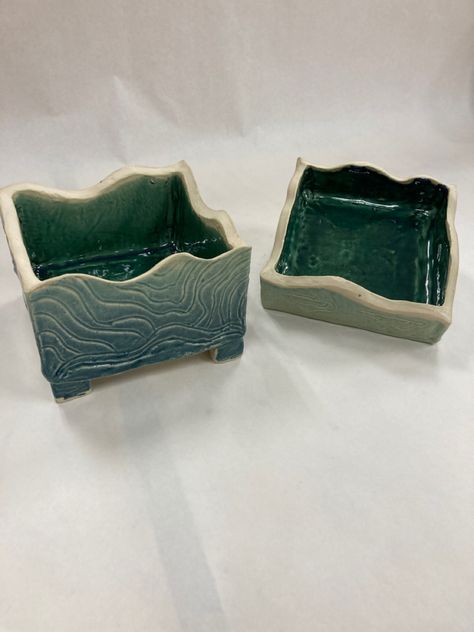 Pottery Box With Lid, Ceramics Box With Lid, Pottery Boxes With Lids Ideas, Clay Slab Box Ideas, Ceramic Slab Box Ideas, Pottery Box Ideas, Clay Box With Lid, Box Ceramics Ideas, Ceramics Box Ideas