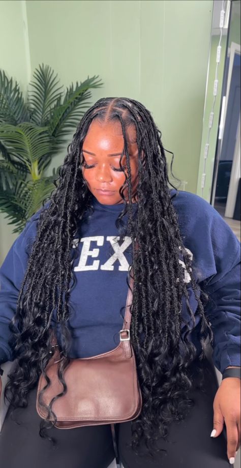 Large Part Locs, Boho Locs Hairstyles, Hair Braid Designs, Soft Locs, Braided Hairstyles For Black Women Cornrows, Butterfly Locs, Faux Locs Hairstyles, Box Braids Hairstyles For Black Women, Cute Braided Hairstyles