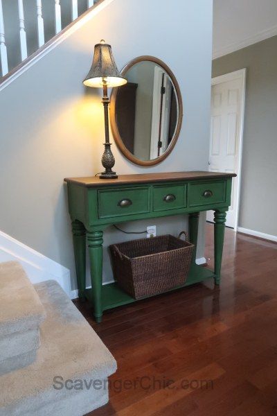 Console Table, Entry Table Makeover, Green Chalk Paint Green Hall Table, Dark Green Entry Table, Painted Sofa Table Ideas Color Schemes, Entryway Table Paint Ideas, Entry Table Makeover Diy, Colorful Entryway Table, Upcycled Console Table, Paint Entry Table, Entry Table Makeover