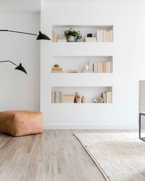 The Habitat Collective on Instagram: “These recessed plaster shelves from our #projectpeachy remodel will always be one of our favorites - in part because this small wall…” Plaster Bookcase, Recessed Shelves Living Room, Plaster Shelves, Recessed Wall Shelves, Built In Wall Shelves, House Renos, Recessed Shelves, Shelf Inspiration, Shelves Design