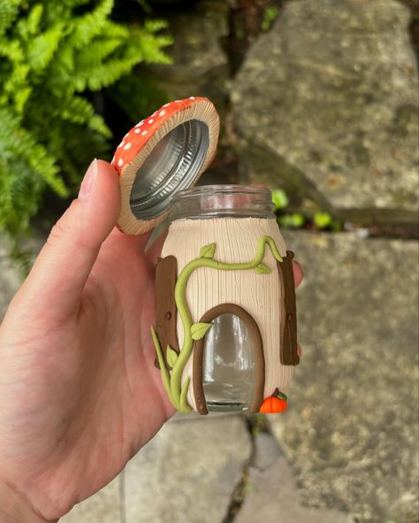 This charming mushroom mason jar house will be coming with me to the Summer’oween market on Sunday June 16th (12 - 5PM) 🧙🧚‍♀️🍄 Address: 151 Lorne Ave E, Stratford, ON N5A 6S4, Canada Event by: @stratfordinclusivemarkets #whimsical #craft #polymerclay #smallbusiness #artist #mushrooms #cottagecore #masonjar #market Polymer Clay Mason Jar, Ceramic Jar Ideas, Mushroom Mason Jar, Mushrooms Cottagecore, Mushroom Jar, Clay Aiken, Clay Mushroom, Nature Witch, Clay Jar