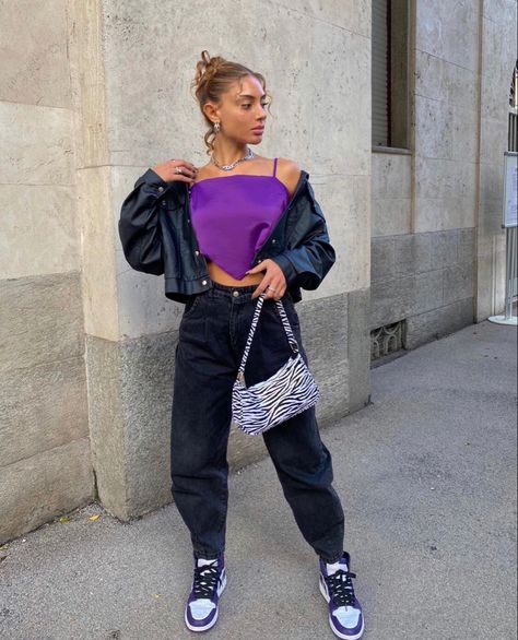 Jordan 1 Purple Outfit Women, Air Jordan 1 Court Purple Outfit, Purple Low Dunks Outfit, Purple Air Jordans Outfit, Outfits With Purple Dunks, Court Purple Jordan 1 Outfit Women, Purple Jordan Outfits, Purple Outfit Streetwear, Court Purple Jordan 1 Outfit