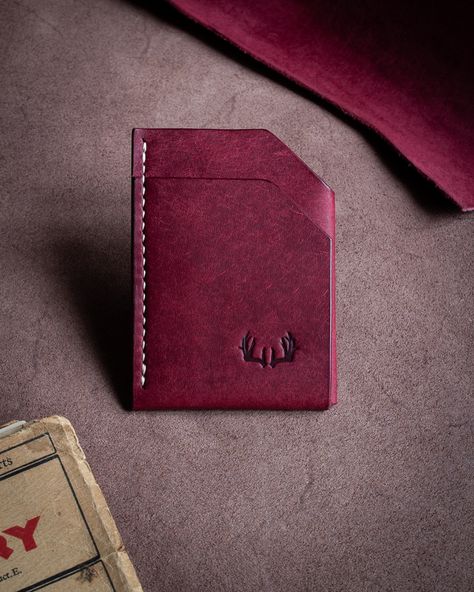 This minimalist card slip in Mosto Pueblo leather 🥵 Currently on sale on our website‼️ Cardholder Features: - 100% Handmade - Minimalist Design - Hand-stitched with Premium Waxed Thread - Crafted from Full-grain Italian Leather - Develops a Rugged Patina - Burnished and Waxed Edges - Holds up to 10 Cards + Folded Cash #minimalistwallet #madeinengland #slimwallet #qualitygoods #handcraftedleather #handemadegifts #leatheredc #minimalistedc #menswallet #everydaycarrygear #leatherwallet #leat... Leather Wallet Design, Minimalist Card, Minimalist Cards, Minimalist Wallet, Slim Wallet, Handcrafted Leather, Leather Goods, Hand Stitched, Leather Craft