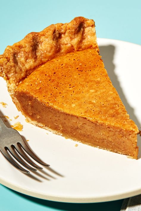 If you love pumpkin pie or sweet potato pie, then you will be a fan of bean pie too. This pie, which relies largely on pantry ingredients, has a lovely custard filling consisting of drained canned navy beans, sweetened condensed milk, and brown sugar. This pie, which is popular in the African American Muslim community, is a wonderful way to use up extra canned beans—and to add a little more protein to your desserts. Bean Pie Recipe Muslim, Muslim Bean Pie Recipe, Navy Bean Pie Recipe, Navy Bean Pie, Bean Pie Recipe, Sweet Potato Pie Recipes, American Dessert, Bean Pie, Vegan Bean