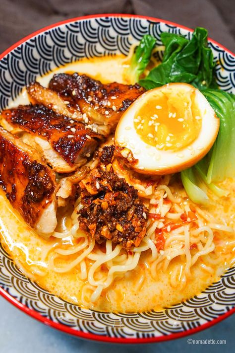 Ramen Noodle Recipes Soup, Ramen Hacks, Ramen Broth, Asian Noodle Recipes, Ramen Recipe, Salted Egg Yolk, Ramen Noodle Soup, Asian Noodles, Ramen Recipes