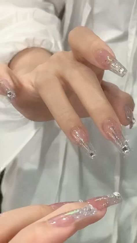 Douyin Nails, Clear Nail Designs, Nails Clear, Elegant Touch Nails, Glass Nails Art, Diamond Nail Art, Clear Acrylic Nails, Beauty Hacks Nails, Asian Nails